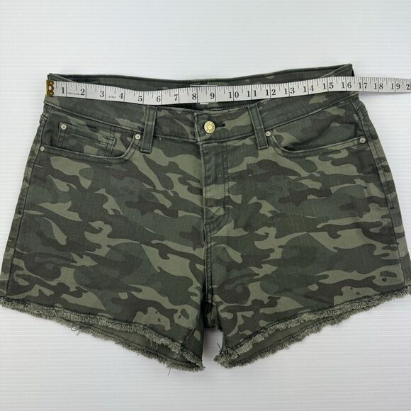 Signature Levi Strauss Gold Mid-Rise Camo Cutoff Shorts Women’s 10 W30 - Picture 8 of 10